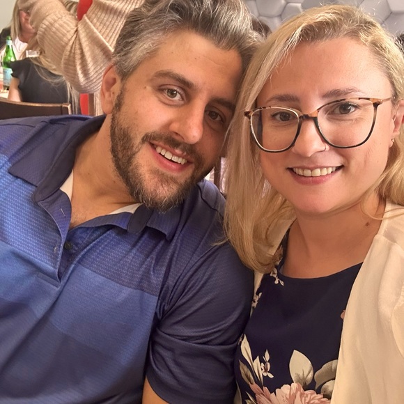 Meet your Posher, Sandra - Picture 2 of 2